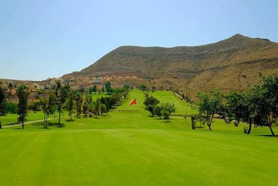 La Envía Golf — a mountain course in Vícar